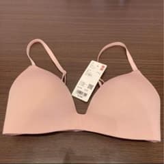 UNIQLO ワイヤレスブラ(3Dホールド)CD 65/70サイズのサムネイル