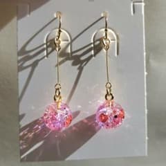 スワロフスキー レジン ピアス イヤリング - メルカリ