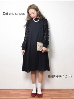 Dot and stripes ワンピース　オケージョンワンピースのサムネイル