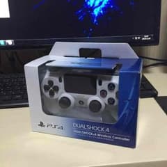PS4 コントローラーのサムネイル