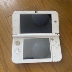 ニンテンドー New 3DS LL ホワイト　本体 ジャンク品のサムネイル