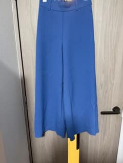 10/13まで出品　PLST スイングパンツ ブルー 無地