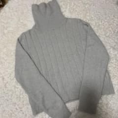 引越しのため最終価格❗️❗️❗️アンゴラ30% ニットのサムネイル