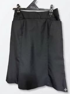 美品　ALPHA PIER タイトスカート ブラック 11号　事務服のサムネイル
