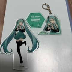 初音ミク アクリルスタンド キーホルダー ヴィレッジヴァンガードのサムネイル