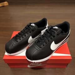 NIKE レザーコルテッツ　新品未使用　26.5センチ 黒白のサムネイル