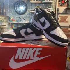 NIKE DUNK LOW パンダ　27cmのサムネイル