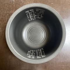 TOSHIBA 炊飯器 5.5合炊飯器　RC-10VSF 内釜のみのサムネイル