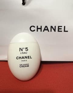 未使用　CHANEL N°5 L'EAU ハンドクリーム シャネル 50ml
