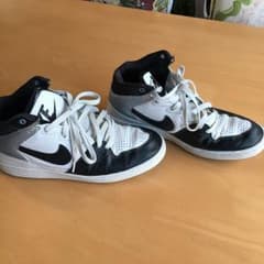 NIKE AIR スニーカーのサムネイル
