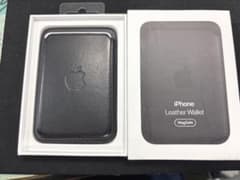 Apple純正 レザーウォレットのサムネイル