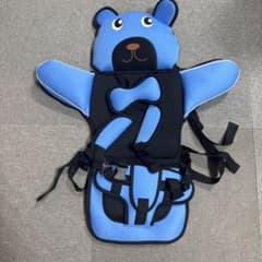 ⭐️ひめ⭐️様専用 車用 クマ型チャイルドシートのサムネイル