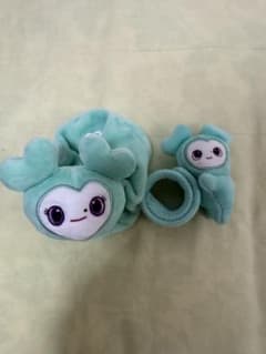 TWICEミナ　シュシュ&バンドのサムネイル