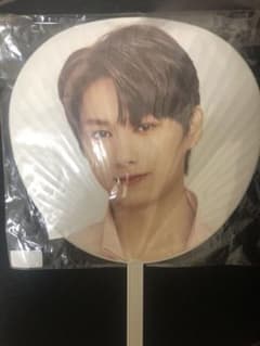 SEVENTEEN JUN うちわのサムネイル