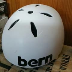 bern　ジュニア　ヘルメット53〜56のサムネイル