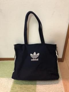アディダス オリジナルス トートバック 専用のサムネイル