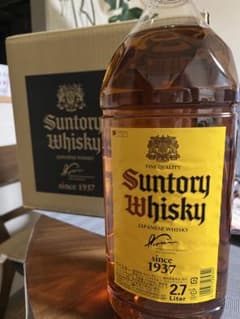 Suntory Whisky 角瓶 2.7L ペットボトル2本セット！！！ - メルカリ