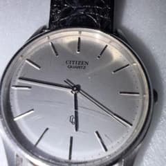 CITIZEN クォーツ 腕時計 シルバー文字盤 黒レザーのサムネイル