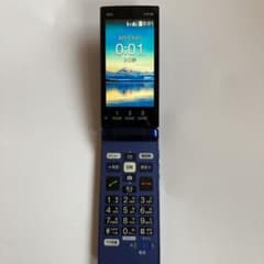 au ガラケー au、6年ぶりの折りたたみ式タフネスケータイ「TORQUE X01」を2/24発売