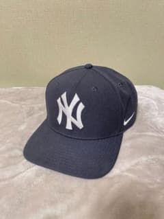 NIKE MLB NY ヤンキース スナップバック キャップ 海外モデルのサムネイル