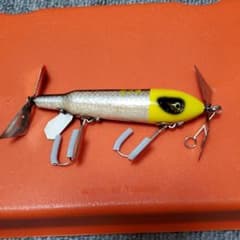 ゼログラビティーのサムネイル