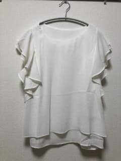 美品　GRL フリルカットソー ブラウスのサムネイル