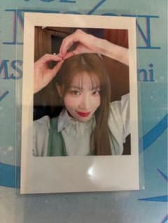 LOONA ARTMS KimLip キムリプ 김립 特典トレカ③ - メルカリ