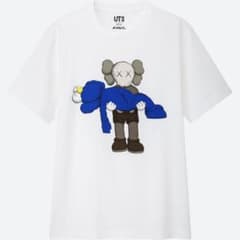 UNIQLO × KAWS   ユニクロ カウズのサムネイル