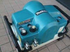 分解点検済み マキタ エアーコンプレッサー AC3000 (№1137