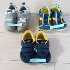 スニーカー サンダルのサムネイル