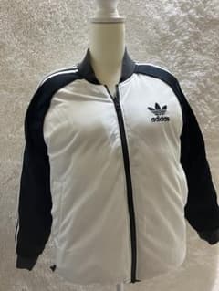 adidasオリジナルス　リバーシブルジャンパーダウンのサムネイル