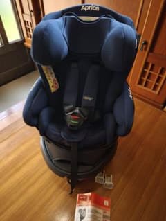 Aprica チャイルドシート 品番　93057 　フラディア　ディアターン Aprica チャイルドシート 品番 93057 フラディア ディアターン - メルカリ