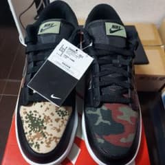 NIKE DUNK LOW SE Crazy Camoのサムネイル