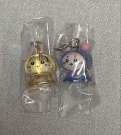ちいかわ めじるしアクセサリー3 うさぎ・古本屋 2点セットのサムネイル