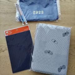 【購入特典付·新品·未使用】ほぼ日手帳2023 ミナペルホネン  カズンサイズのサムネイル