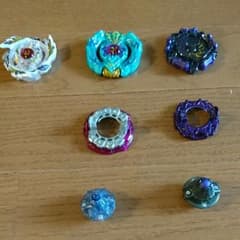 ベーブレードコマのサムネイル