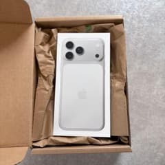 未開封 iPhone 17 ProMax 256GB シルバー SIMフリー - メルカリ
