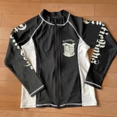 ラッシュガード150㌢のサムネイル