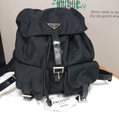 ゆみほまん様専用 ★美品★ PRADA  リュック(黒)のサムネイル