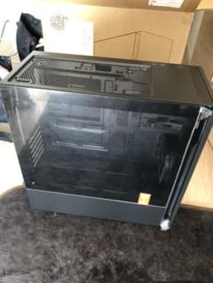 CoolerMaster Silencio S600 pcケースのサムネイル