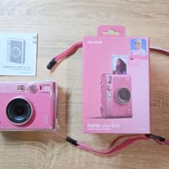 【使用回数1回】FUJIFILM instax mini Evo ピンク 特別版のサムネイル