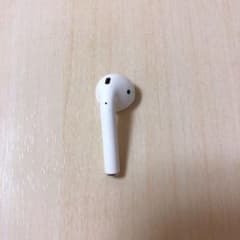 AirPods 右耳のみ R 第一世代 ジャンクのサムネイル