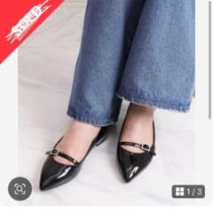 diana ビジューバックルストラップ　ポインテッドトゥエナメルフラットシューズのサムネイル