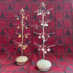 モダンビーズクリスマスツリーのサムネイル