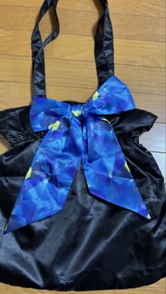 안스타 이치 반 쿠지 Knights 리본 첨부 블랙 새틴 백
