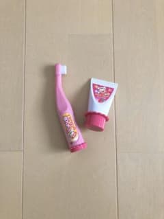 ぽぽちゃん  歯磨きセットのサムネイル