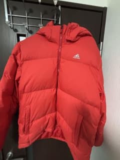 adidas ダウンジャケット 赤のサムネイル