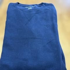 値下げ！AMERICAN EAGLE ワッフルニット ネイビー Mのサムネイル