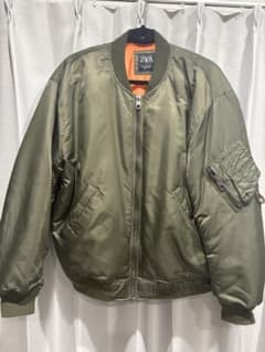 ZARA オーバーサイズma-1のサムネイル