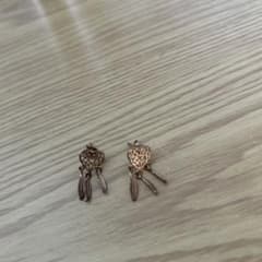 ピアスのサムネイル